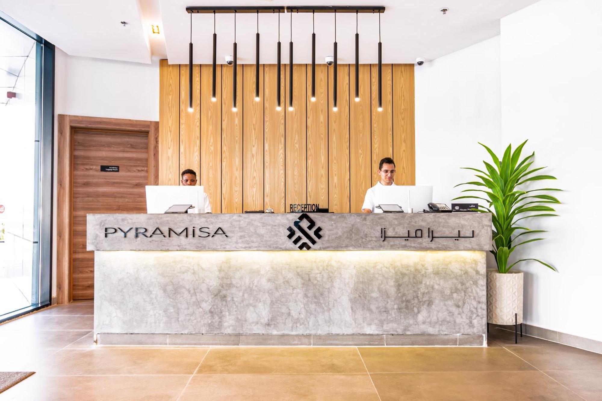 Pyramisa Hotel Apartments Dubaj Exteriér fotografie